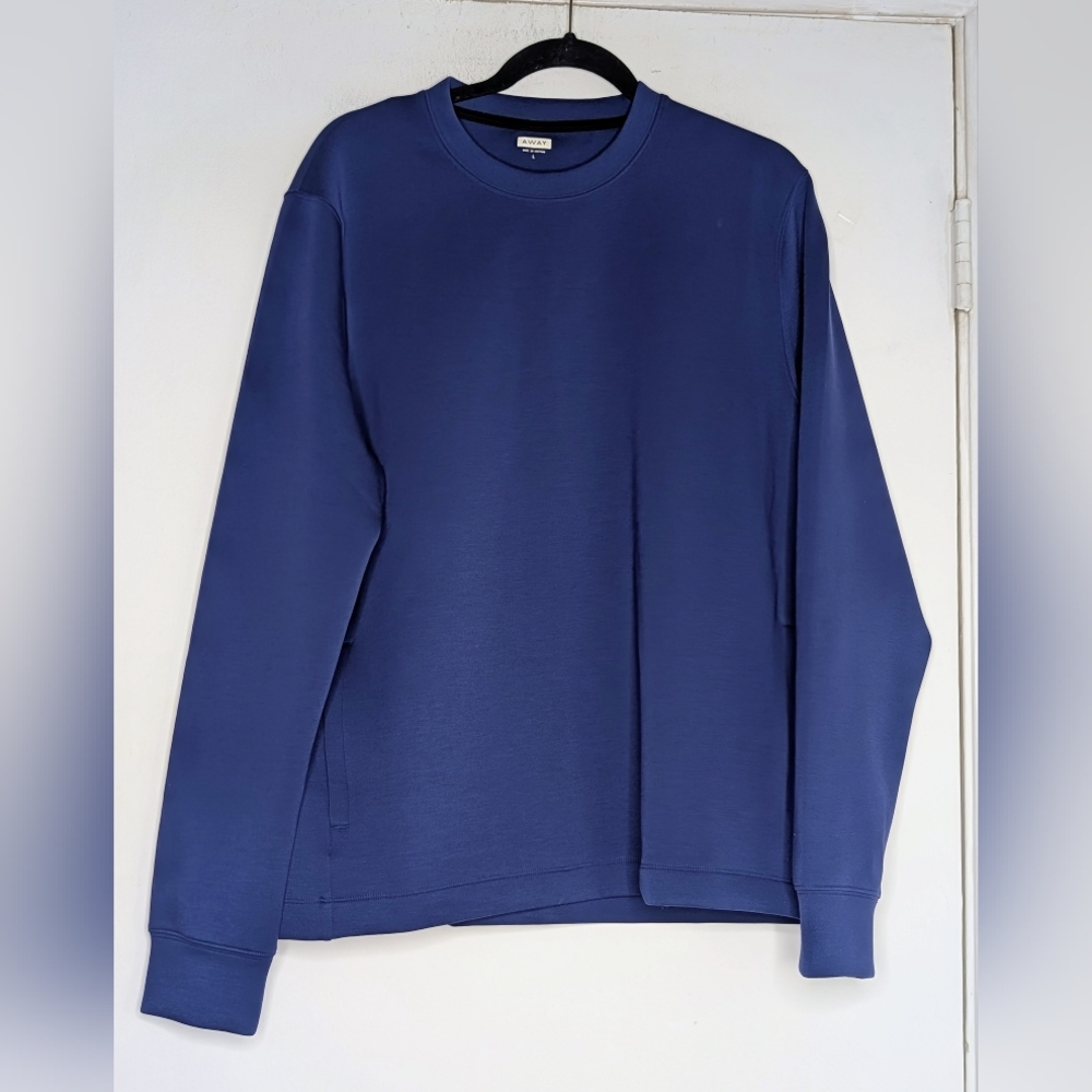 Away • The Upgrade Crew men's sweatshirt in blue NEW